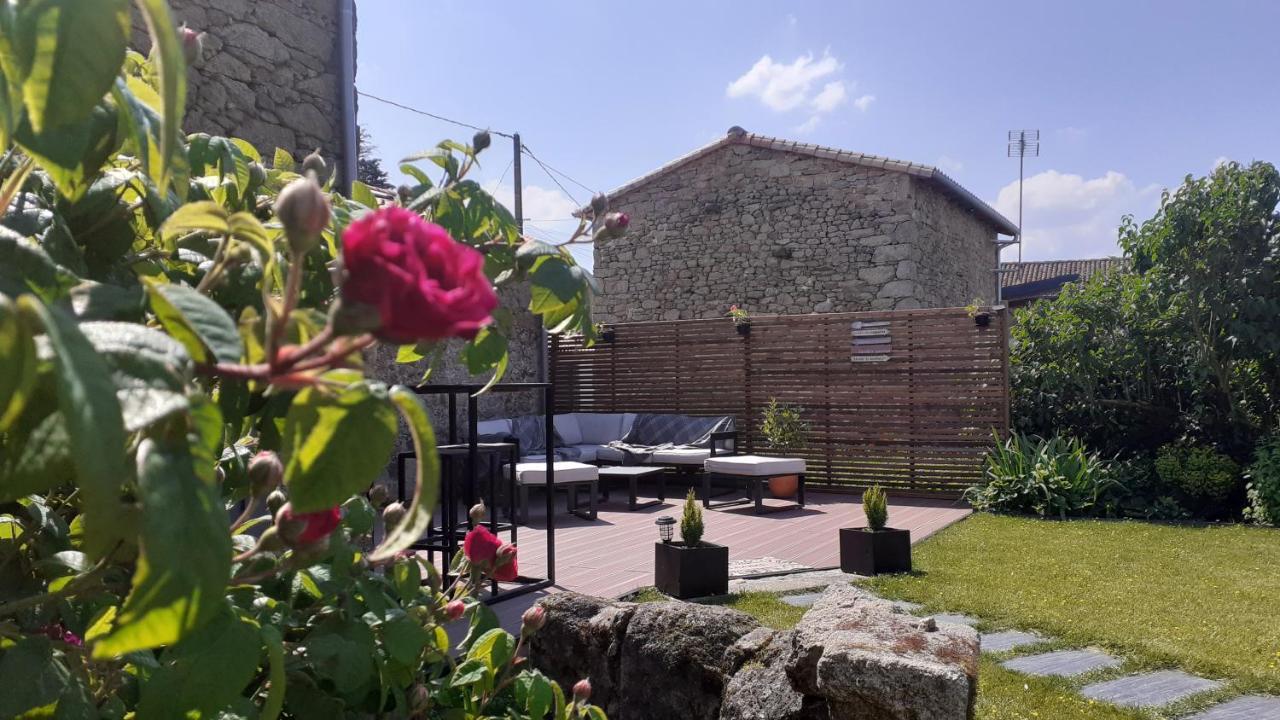 Gite Le St Aubinois Saint-Aubin-des-Ormeaux Екстериор снимка